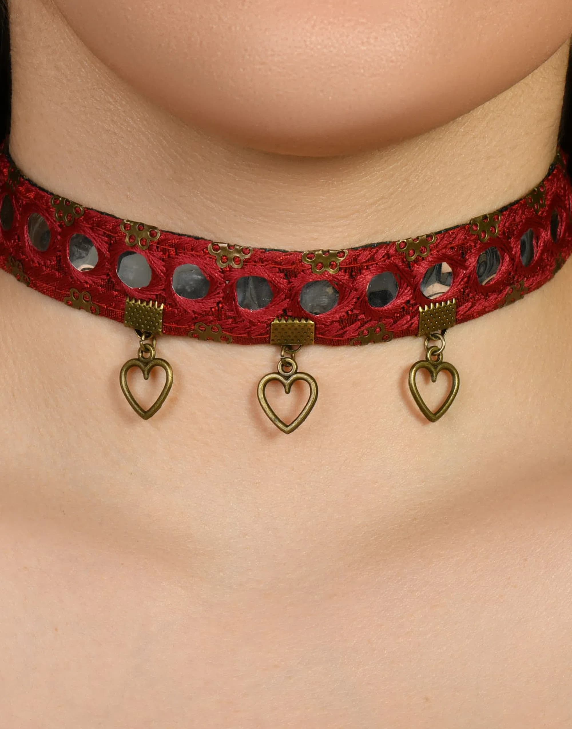 Huran Choker 02